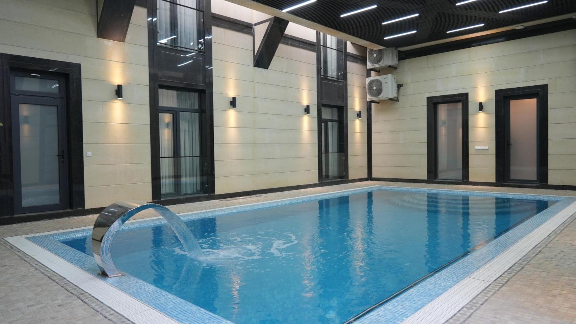Avant Hotel Tashkent Pool&Spa エクステリア 写真