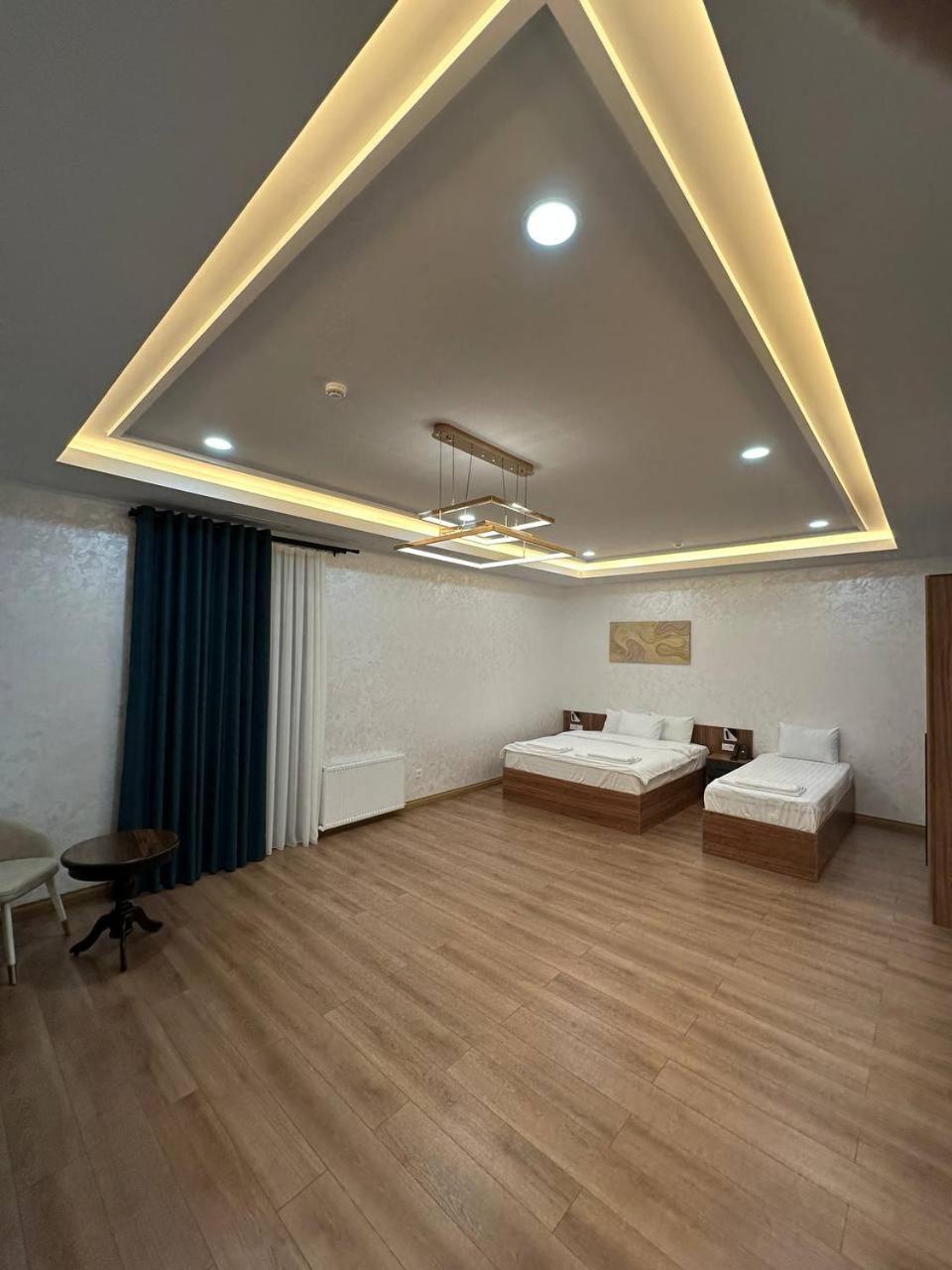 Avant Hotel Tashkent Pool&Spa エクステリア 写真