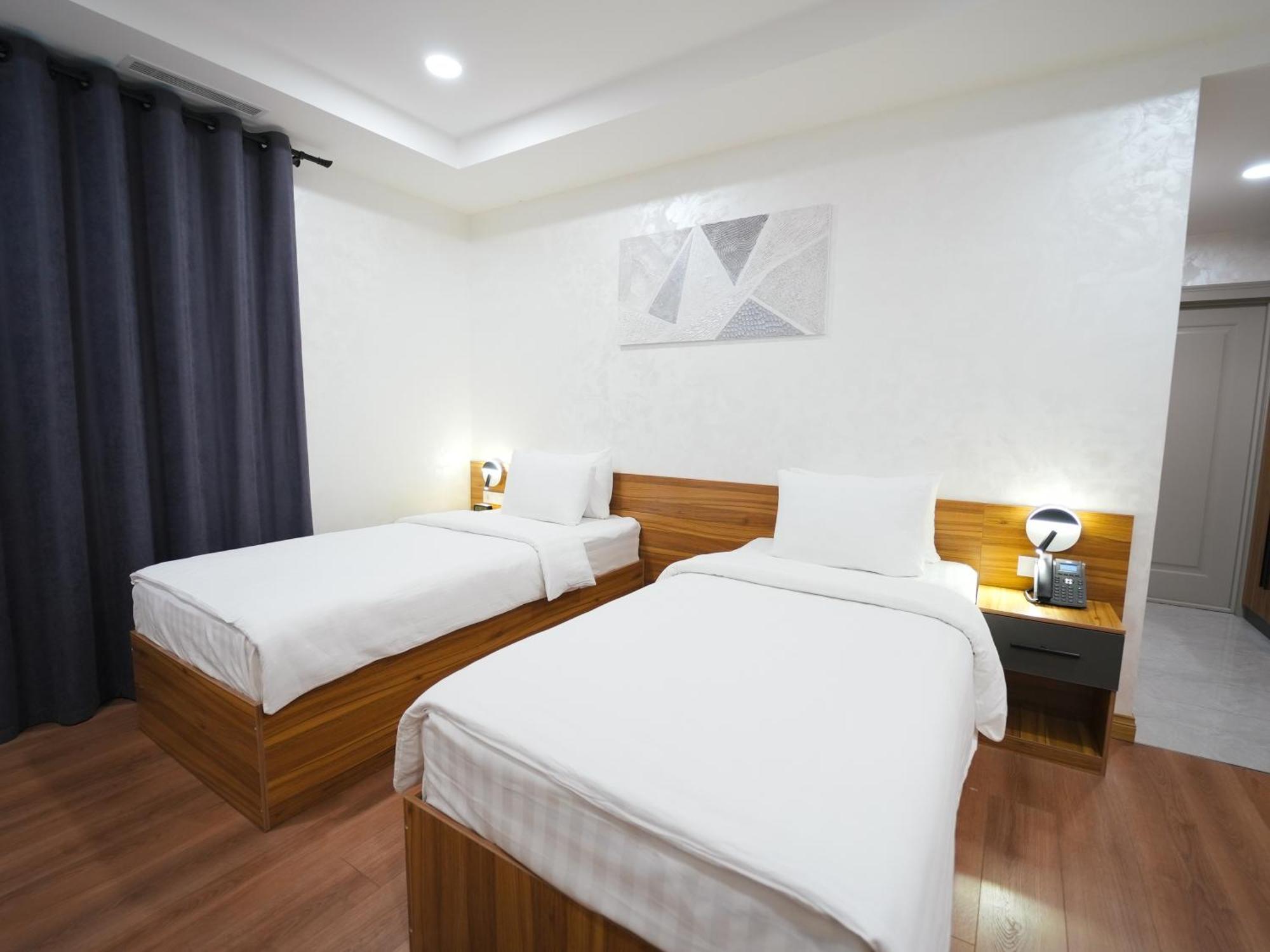 Avant Hotel Tashkent Pool&Spa エクステリア 写真